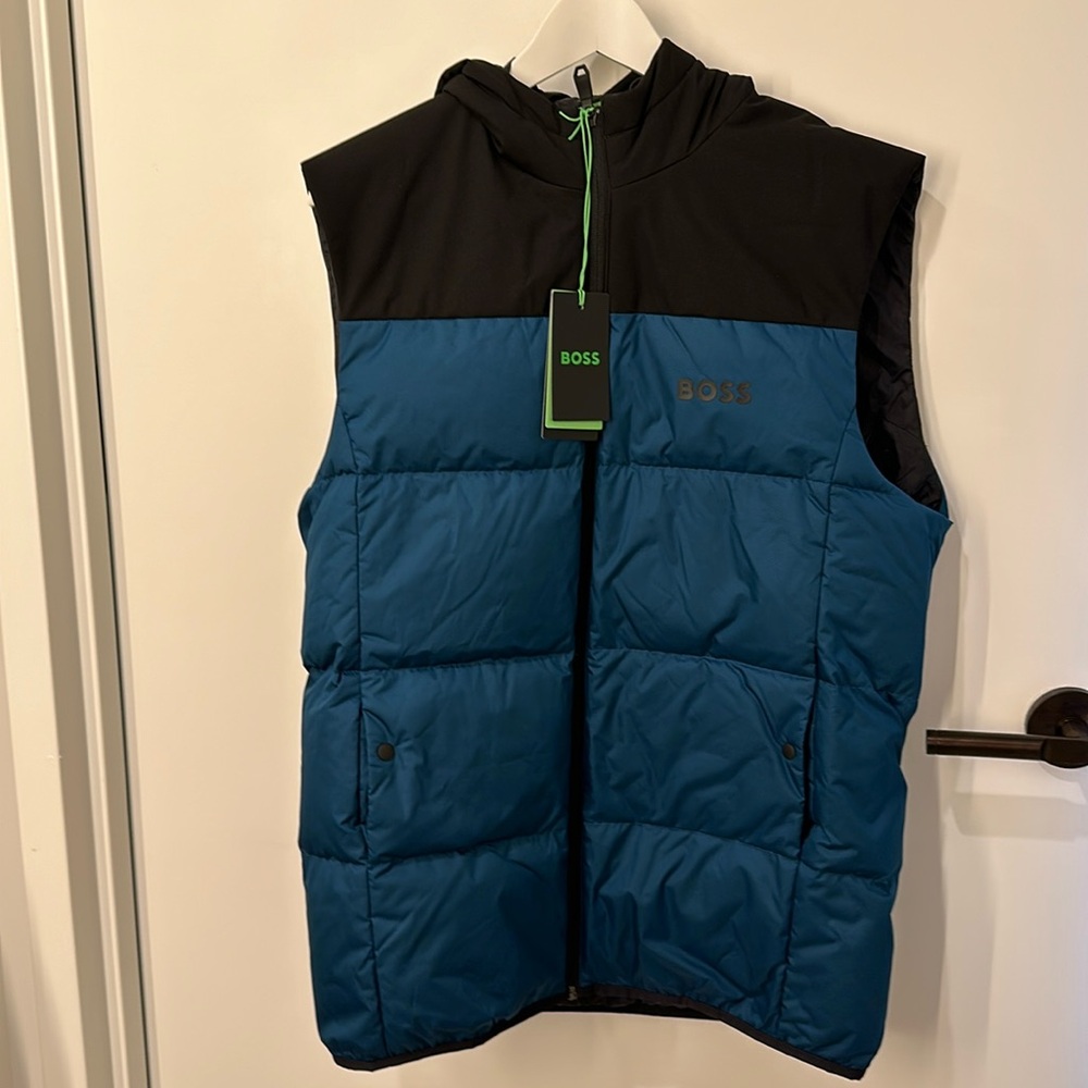 Boss men’s down body warmer vest size M
